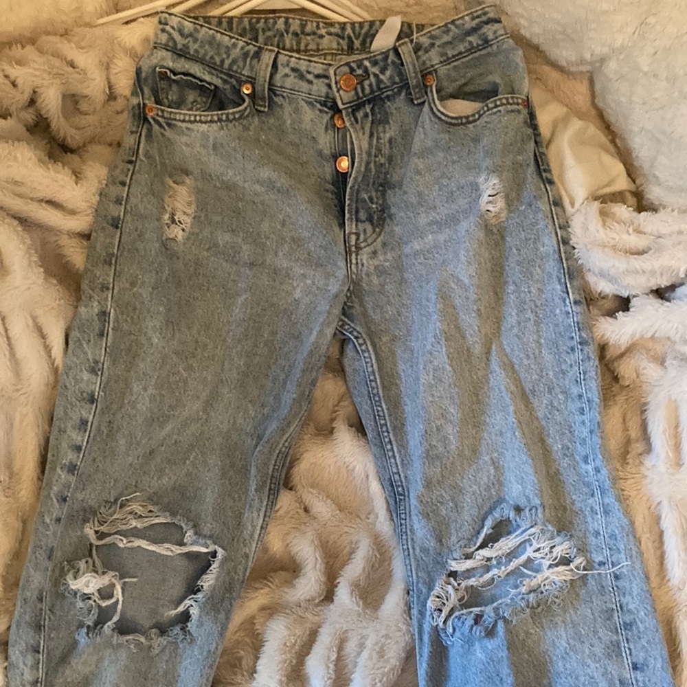 Light Wash 90’s Boyfriend Jeans, US size 2